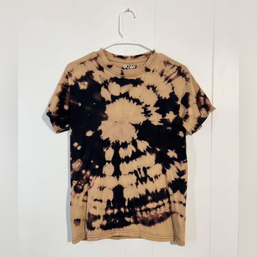 Bleached Style Design Short Sleeve Unisex Tee Shirt